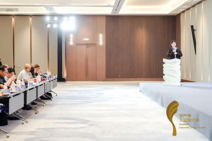 1760338657635448.jpg 答辩现场图2.jpg