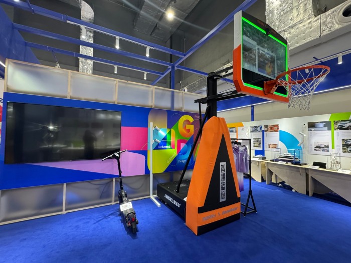 1760340064700586.jpg 展览现场图5.jpg